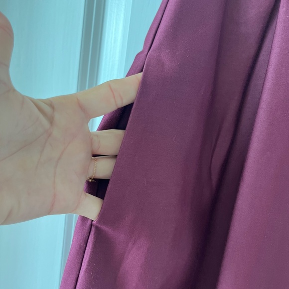 BSB Collection Black High-Waist Maxi Skirt with Pockets – Size 40 ( Medium ) - Picture 4 of 8